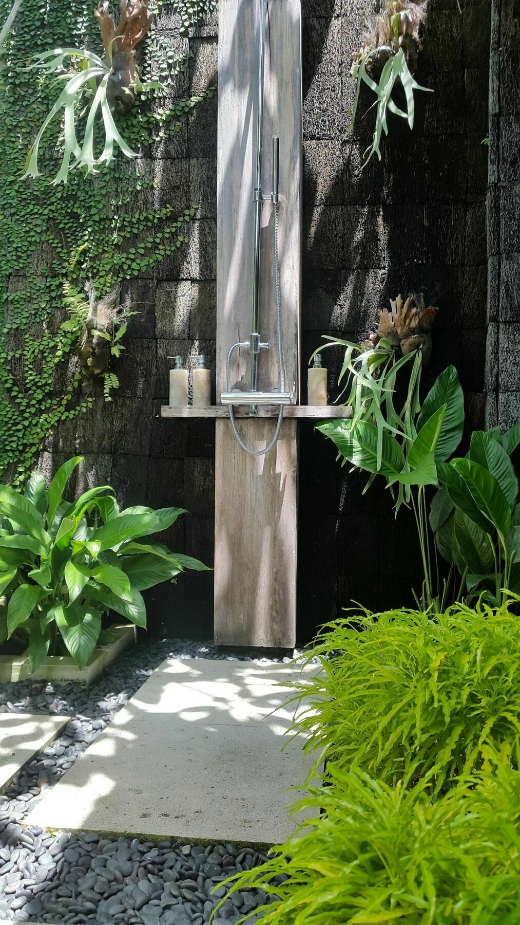 Sri Abi Ratu *