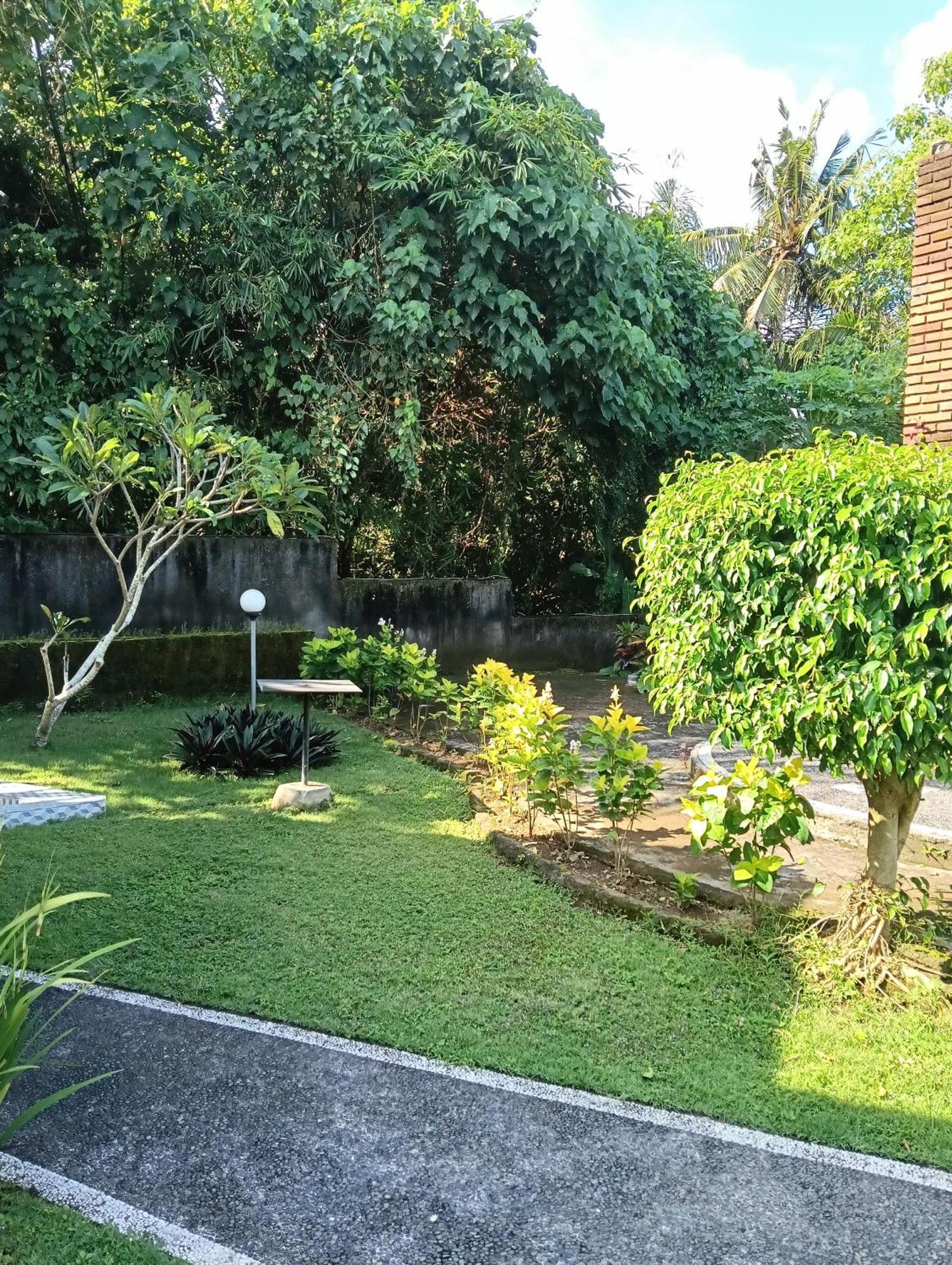 Sri Abi Ratu विला *
